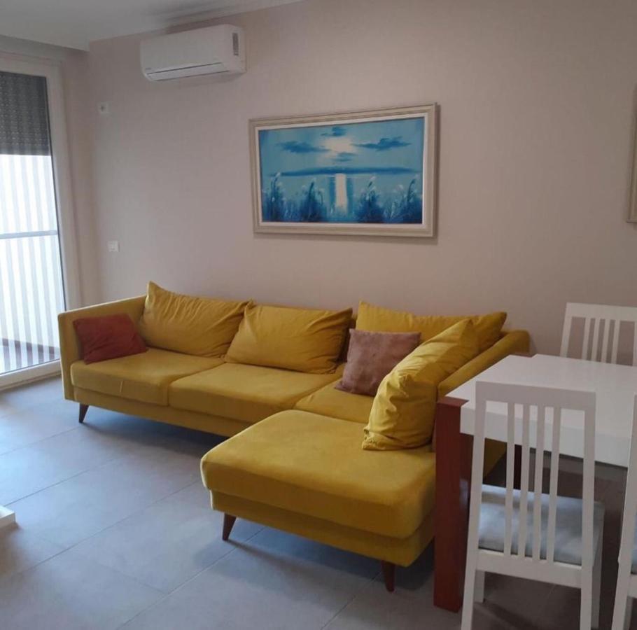 Holiday Home Sakes Luaran gambar
